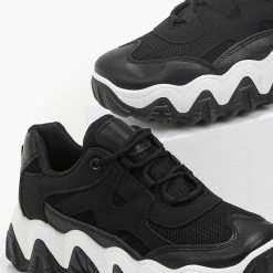 Εκπτωση ❤️ The Fashion Project 👟 Sneakers Chunky με διχρωμία στη σόλα - Μαύρο 💯 -Sneakers Κατάστημα chunky sneakers me dixrwmia sti sola 95119 r8b0