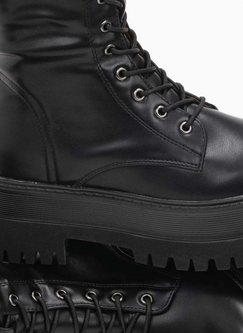 Συμφωνίες 🛒 The Fashion Project Μπότες με κορδόνια και διπλή σόλα - Μαύρο 🎁 5 Συμφωνίες 🛒 The Fashion Project Μπότες με κορδόνια και διπλή σόλα - Μαύρο 🎁 - Image 3