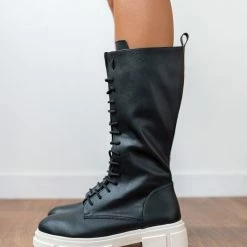 Εκπτωση 💯 Μπότες με κορδόνια και διχρωμία Estil - Μαύρο 🛒 15 Εκπτωση 💯 Μπότες με κορδόνια και διχρωμία Estil - Μαύρο 🛒 -Sneakers Κατάστημα estil combat mpotes me dixrwmia 96875 shrp