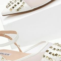 Εκπτωση 🌟 The Fashion Project Μπαλαρίνες ίσιες με διαφάνεια και τρουκς - Λευκό ✔️ -Sneakers Κατάστημα goves isies me diafaneia kai trouks 99905 16pm