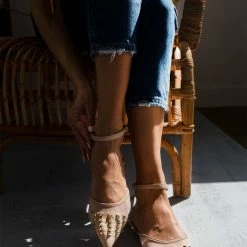 Τοπ 10 😉 The Fashion Project Μπαλαρίνες ίσιες με διαφάνεια και τρουκς - Μπεζ 🤩 -Sneakers Κατάστημα goves isies me diafaneia kai trouks 99907 6x8w