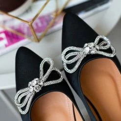 Αγορά 🥰 The Fashion Project Μπαλαρίνες μυτερές σατέν χωρίς τακούνι - Μαύρο 🥰