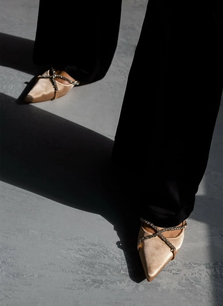 Καλύτερες κριτικές για ⭐ The Fashion Project Μπαλαρίνες σατέν με Strass χωρίς τακούνι - Άμμου 😍 3 Καλύτερες κριτικές για ⭐ The Fashion Project Μπαλαρίνες σατέν με Strass χωρίς τακούνι - Άμμου 😍