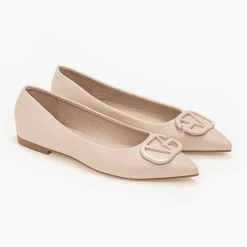 Αγορά ⌛ The Fashion Project Μπαλαρίνες μυτερές με ματ διακοσμητικό - Μπεζ ✔️ 12 Αγορά ⌛ The Fashion Project Μπαλαρίνες μυτερές με ματ διακοσμητικό - Μπεζ ✔️ -Sneakers Κατάστημα isies muteres goves me mat diakosmitiko 98935 ayxr