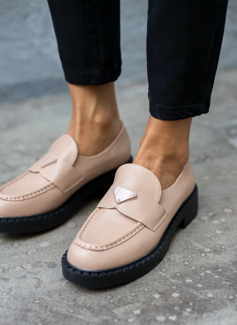 Το φθηνότερο ⌛ The Fashion Project Loafers Chunky με εξωτερική ραφή - Μπεζ 👍 3 Το φθηνότερο ⌛ The Fashion Project Loafers Chunky με εξωτερική ραφή - Μπεζ 👍