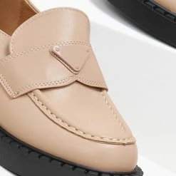 Το φθηνότερο ⌛ The Fashion Project Loafers Chunky με εξωτερική ραφή - Μπεζ 👍 13 Το φθηνότερο ⌛ The Fashion Project Loafers Chunky με εξωτερική ραφή - Μπεζ 👍 -Sneakers Κατάστημα loafers chunky me ekswteriki rafi 109084 sopo