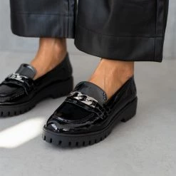 Συμφωνίες ⌛ Loafers λουστρίνι με αλυσίδα Estil - Μαύρο 👏 -Sneakers Κατάστημα loafers loustrini me alusida estil 108490 32lx