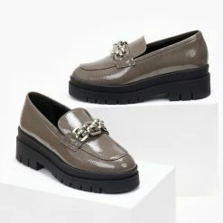 Τοπ 10 👏 Loafers λουστρίνι με αλυσίδα Tfp - Γκρι 🧨 -Sneakers Κατάστημα loafers loustrini me alusida tfp 108258 iiu7