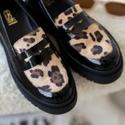 Φτηνός 👏 Loafers λουστρίνι με Pattern Estil - Μαύρο ✨ -Sneakers Κατάστημα loafers loustrini me pattern estil 108492 igab