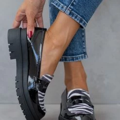 Τοπ 10 ✨ Loafers λουστρίνι με Pattern Estil - Λευκό/Μαύρο 😀 -Sneakers Κατάστημα loafers loustrini me pattern estil 108941 lwnd