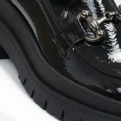 Πολύ καλή προσφορά 👍 Loafers λουστρίνι με ψηλή σόλα Estil - Μαύρο 🔔 -Sneakers Κατάστημα loafers loustrini me psili sola estil 108498 wro4