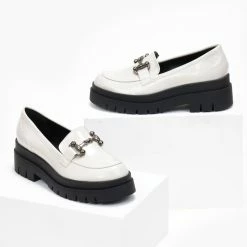 Εκπτωση ✨ Loafers λουστρίνι με ψηλή σόλα Estil - Μπεζ 😍 -Sneakers Κατάστημα loafers loustrini me psili sola estil 108624 pm0z