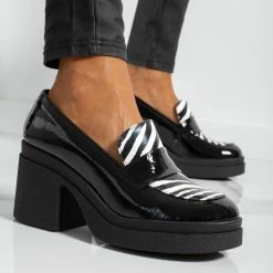 Εκπτωση 🧨 Loafers λουστρίνι με τακούνι Tfp - Μαύρο 😍 -Sneakers Κατάστημα loafers loustrini me takouni tfp 109295 crkp