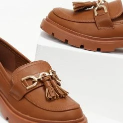 Φτηνός 😍 The Fashion Project Loafers με μεταλλική αλυσίδα και κρόσια - Ταμπά ❤️ -Sneakers Κατάστημα loafers me metalliki alusida kai krosia 105672 i0kk