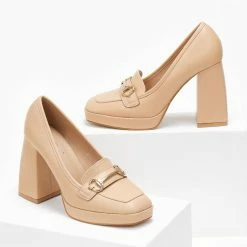 Αγορά 💯 The Fashion Project Loafers με μεταλλικό διακοσμητικό - Nude 🤩 -Sneakers Κατάστημα loafers me metalliko diakosmitiko 108239 3273