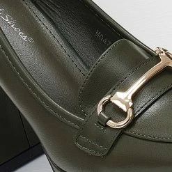 Κουπόνι 😍 The Fashion Project Loafers με μεταλλικό διακοσμητικό - Λαδί 🧨 -Sneakers Κατάστημα loafers me metalliko diakosmitiko 108240 to20