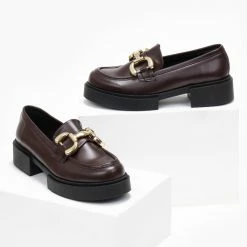 Το φθηνότερο 🌟 Loafers με μεταλλικό διακοσμητικό Estil - Μπορντό 🛒 8 Το φθηνότερο 🌟 Loafers με μεταλλικό διακοσμητικό Estil - Μπορντό 🛒 -Sneakers Κατάστημα loafers me metalliko diakosmitiko estil 108696 6mun