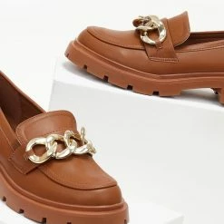 Εκπτωση ✨ The Fashion Project Loafers με χρυσή αλυσίδα - Ταμπά ⭐ -Sneakers Κατάστημα loafers me xrusi alusida 105647 jknc