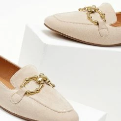 Προώθηση ✔️ The Fashion Project Loafers Suede με μεταλλικό διακοσμητικό - Μπεζ 🔥 -Sneakers Κατάστημα loafers suede me metalliko diakosmitiko 105528 ixez