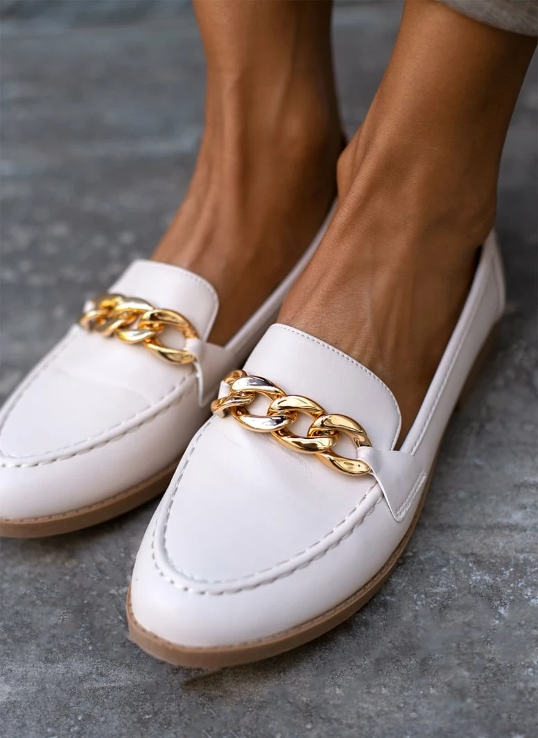 Flash Sale 🌟 The Fashion Project Loafers με ραφή και αλυσίδα - Μπεζ 👏 5 Flash Sale 🌟 The Fashion Project Loafers με ραφή και αλυσίδα - Μπεζ 👏 - Image 3