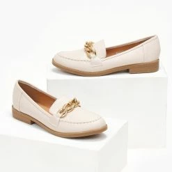 Flash Sale 🌟 The Fashion Project Loafers με ραφή και αλυσίδα - Μπεζ 👏 15 Flash Sale 🌟 The Fashion Project Loafers με ραφή και αλυσίδα - Μπεζ 👏 -Sneakers Κατάστημα mokasinia me rafi kai alusida 107252 kjyy