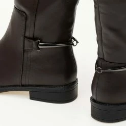 Καλύτερη πώληση 🔥 The Fashion Project Μπότες ιππασίας με μεταλλικό διακοσμητικό - Καφέ 🔥 -Sneakers Κατάστημα mpotes flat me metalliko diakosmitiko stoixeio 106254 f2fv