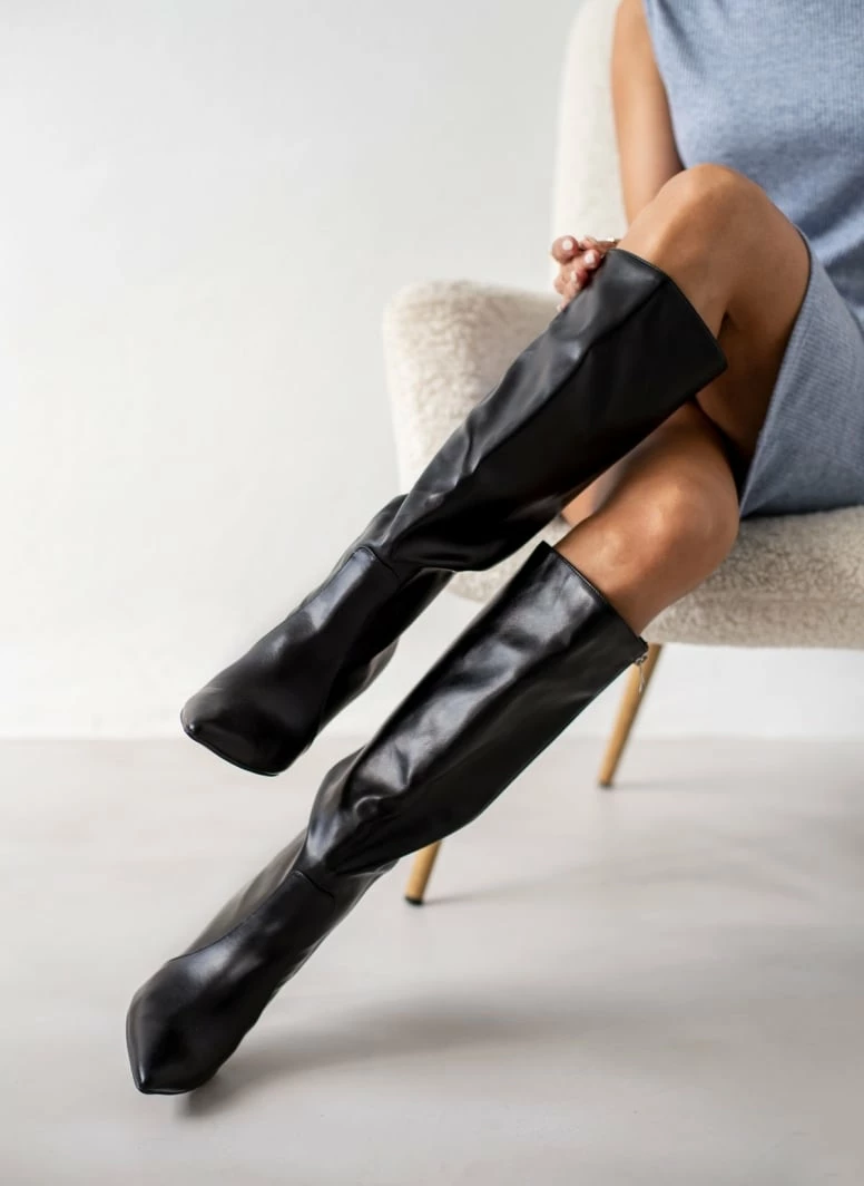 Πολύ καλή προσφορά 🎉 The Fashion Project Μπότες μυτερές με λεπτό τακούνι - Μαύρο 😉 3 Πολύ καλή προσφορά 🎉 The Fashion Project Μπότες μυτερές με λεπτό τακούνι - Μαύρο 😉