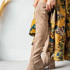 Εξοδος 🎉 The Fashion Project Μπότες πάνω από το γόνατο με μεταλλική λεπτομέρεια - Πούρο 🥰 -Sneakers Κατάστημα mpotes panw apo to gonato me metalliki leptomereia 106482 44md