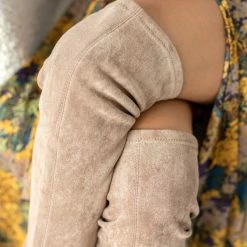 Εξοδος 🎉 The Fashion Project Μπότες πάνω από το γόνατο με μεταλλική λεπτομέρεια - Πούρο 🥰 -Sneakers Κατάστημα mpotes panw apo to gonato me metalliki leptomereia 106482 veyj