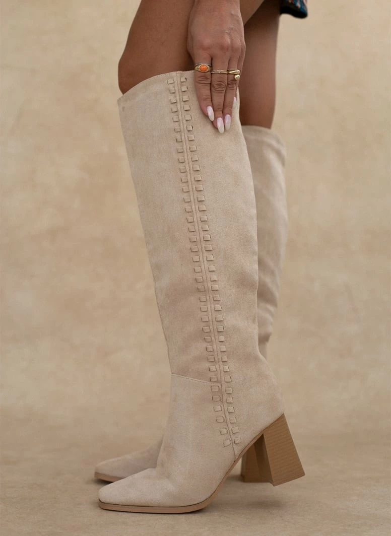 Flash Sale ✨ The Fashion Project Μπότες Suede με σχέδιο - Μπεζ 😍 3 Flash Sale ✨ The Fashion Project Μπότες Suede με σχέδιο - Μπεζ 😍