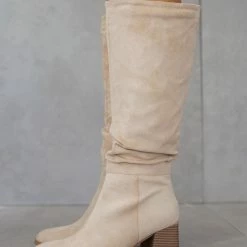 Προϋπολογισμός 😉 The Fashion Project Μπότες Suede με τετράγωνο τακούνι - Μπεζ 😀