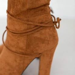 Προώθηση 😍 The Fashion Project Μπότες Suede μυτερές με κορδόνια - Κάμελ 🎉