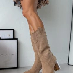 Εξοδος ✔️ The Fashion Project Μπότες Western με οβάλ τελείωμα - Πούρο 👍 -Sneakers Κατάστημα mpotes western me oval teleiwma 107092 3he8