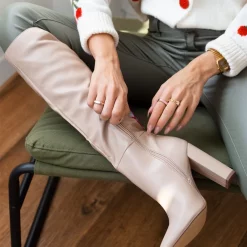 Τοπ 10 ❤️ The Fashion Project Μυτερές Block Heel μπότες - Nude 😉