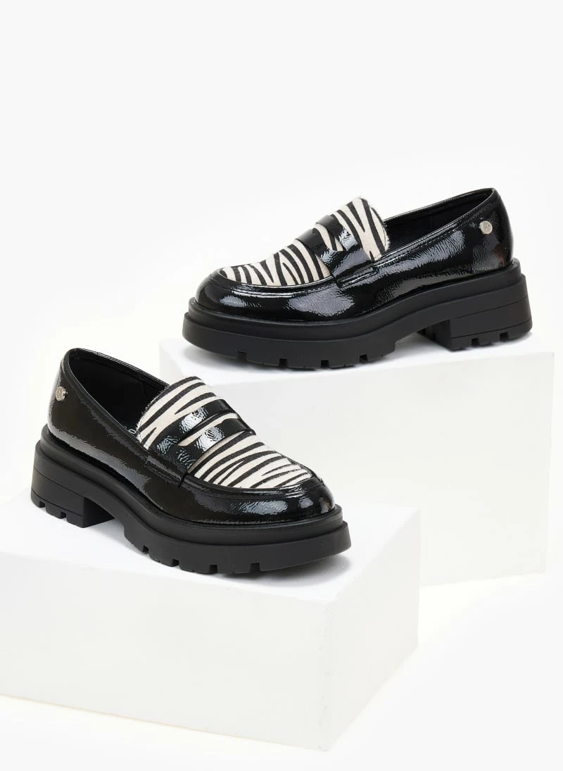 Προώθηση 😍 Xti Footwear Loafers λουστρίνι με οικολογικό Ponyskin Xti 140215 - Zebra 🥰 8 Προώθηση 😍 Xti Footwear Loafers λουστρίνι με οικολογικό Ponyskin Xti 140215 - Zebra 🥰 - Image 6