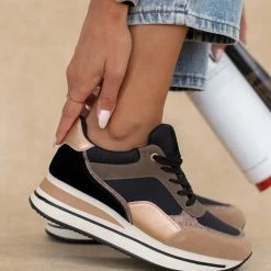 Νέος 🥰 The Fashion Project 👟 Sneaker Flatforms με ψηλή σόλα σε συνδυασμούς υλικών - Μαύρο 👏