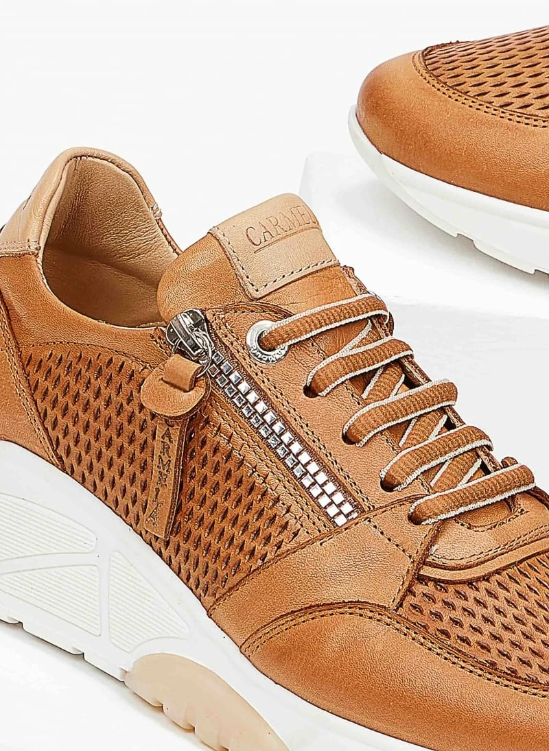 Η καλύτερη συμφωνία 🥰 CARMELA 👟 Sneakers δερμάτινα με διάτρητο σχέδιο 68247 - Κάμελ 🔥 8 Η καλύτερη συμφωνία 🥰 CARMELA 👟 Sneakers δερμάτινα με διάτρητο σχέδιο 68247 - Κάμελ 🔥 - Image 6