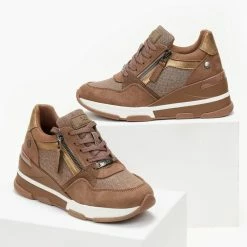 Κουπόνι ⭐ Xti Footwear 👟 Sneakers Wedges με Glitter ύφασμα Xti 140060 - Τάουπε 🛒 -Sneakers Κατάστημα sneakers me glitter ufasma xti 140060 105697 32n4
