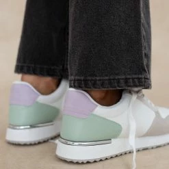 Εξοδος 😉 The Fashion Project 👟 Sneakers με μεταλλική λεπτομέρεια στη σόλα - Λευκό 🤩 -Sneakers Κατάστημα sneakers me metalliki leptomereia sti sola 106075 04gl