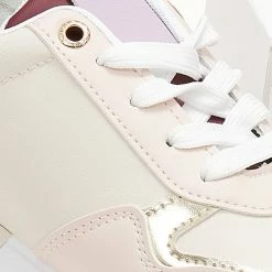 Η καλύτερη συμφωνία 🥰 The Fashion Project 👟 Sneakers με μεταλλική λεπτομέρεια στη σόλα - Ροζ 🧨 -Sneakers Κατάστημα sneakers me metalliki leptomereia sti sola 106078 uhu4