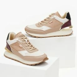 Κουπόνι 😉 Xti Footwear 👟 Sneakers με χρυσή λεπτομέρεια στη σόλα Xti 140314 - Μπεζ 😉 10 Κουπόνι 😉 Xti Footwear 👟 Sneakers με χρυσή λεπτομέρεια στη σόλα Xti 140314 - Μπεζ 😉 -Sneakers Κατάστημα sneakers me xrusi leptomereia sti sola xti 140314 106392 8djn