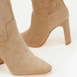 Εκπτωση 👏 The Fashion Project Μπότες Suede με φαρδύ τακούνι - Πούρο 🎁 14 Εκπτωση 👏 The Fashion Project Μπότες Suede με φαρδύ τακούνι - Πούρο 🎁 -Sneakers Κατάστημα suede mpotes me fardu takouni 106098 78zp