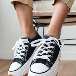 Sneakers Κατάστημα 14 Ολοκαίνουργιο 🛒 The Fashion Project Υφασμάτινα 👟 Sneakers με ιδιαίτερη σόλα - Μαύρο 🎉